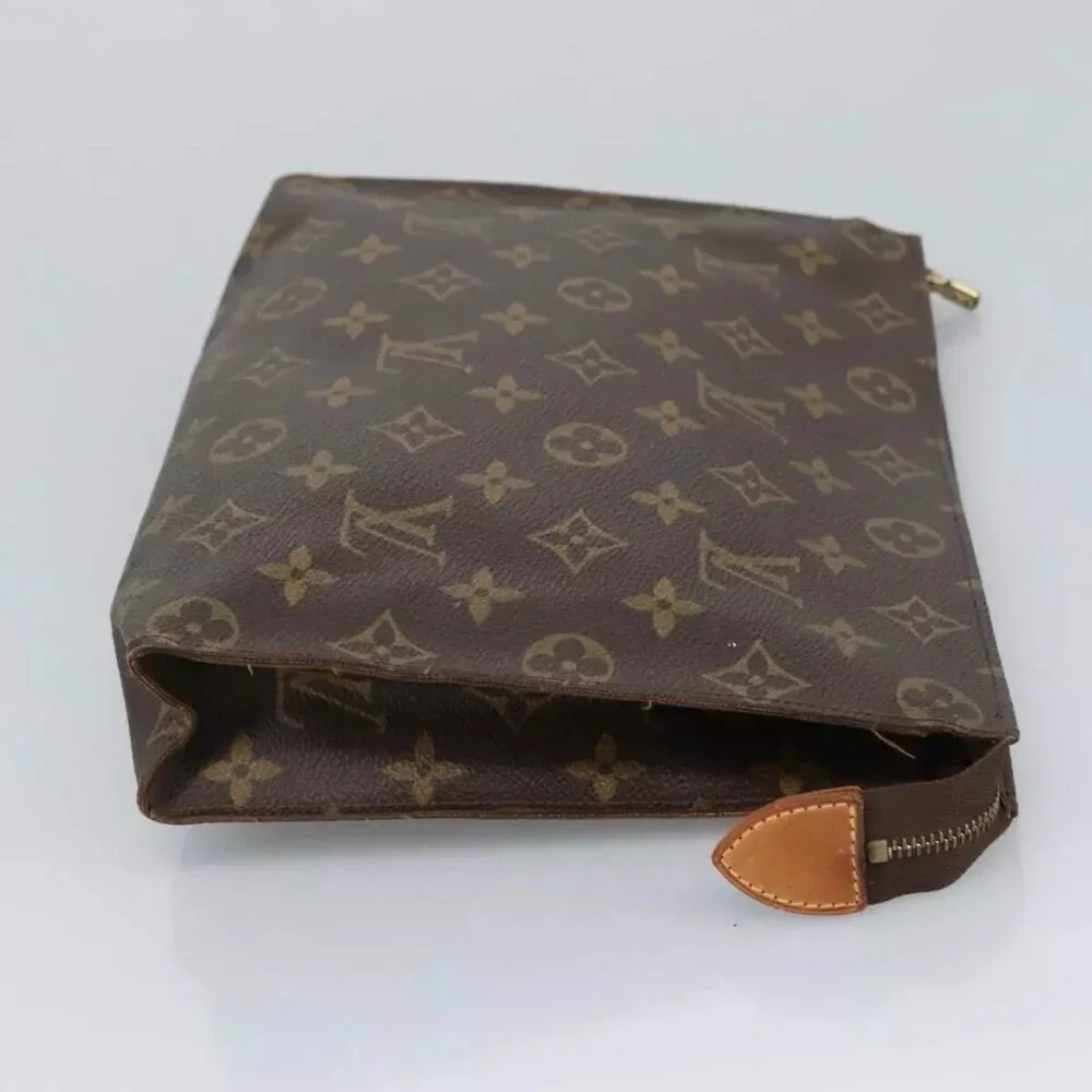 LOUIS VUITTON Monogram Poche Toilette 26 Pouch - Picture 10 of 15